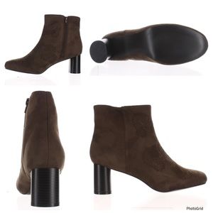 Aomo Love size 10 brown ankle bootie boots NEW
